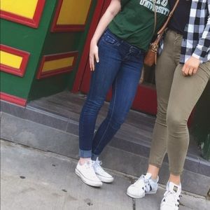 🌸Hollister Jean- Dark Super Skinny🌸